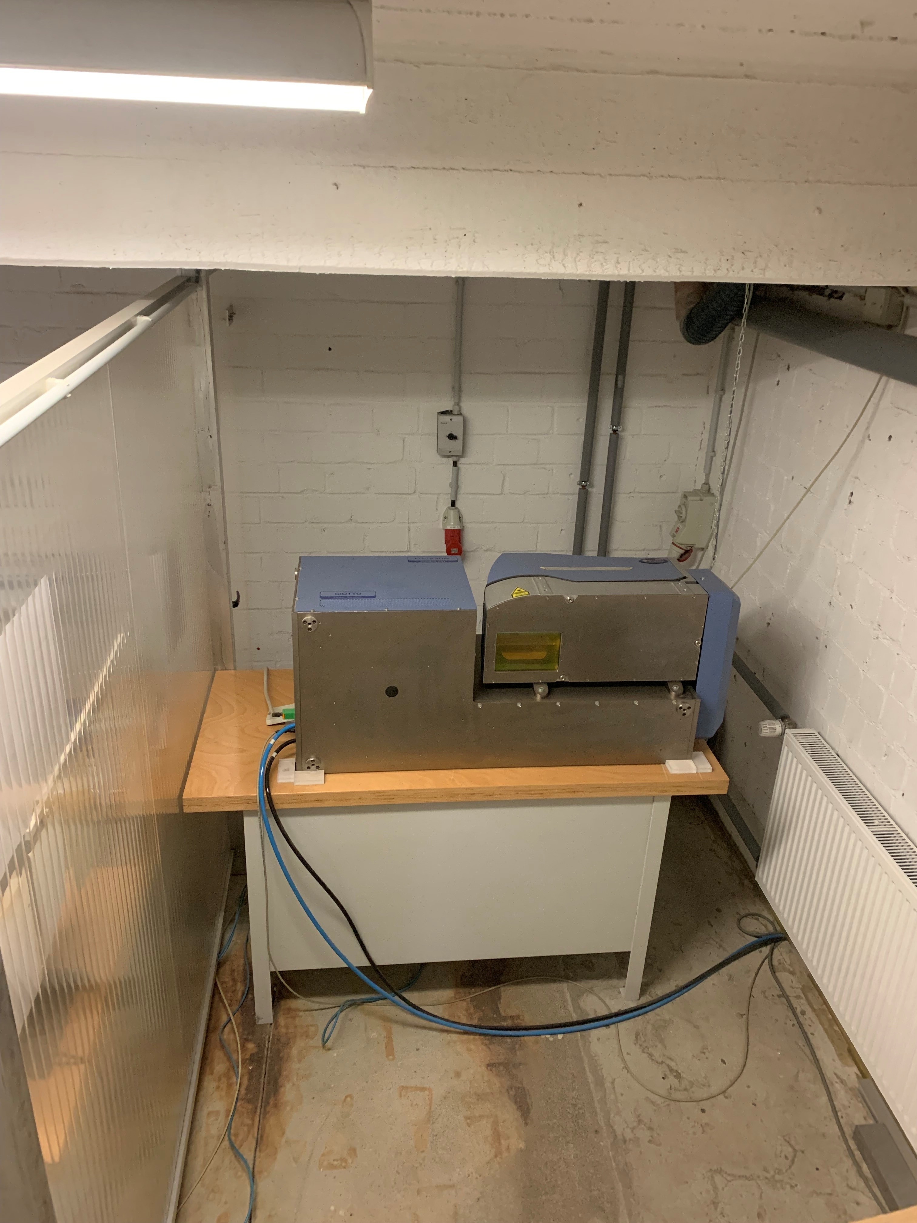 LasergerÀt Vorderseite